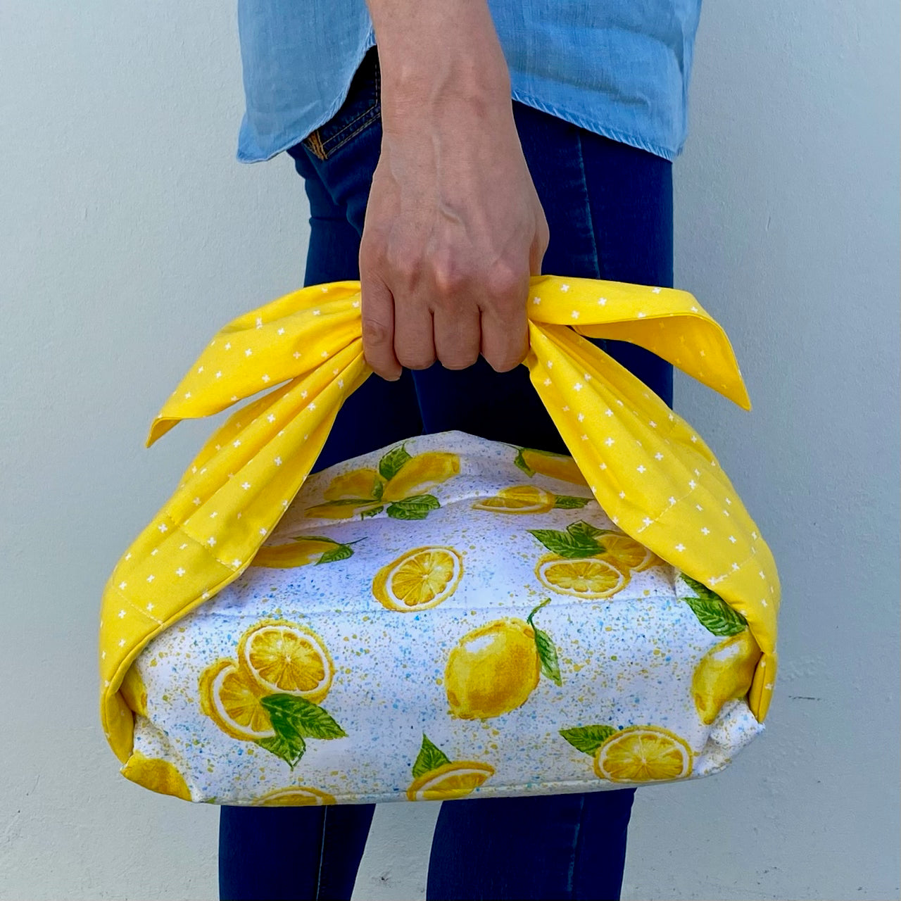 Quilted Casserole Carrier with Ties PDF Sewing Pattern : Digital Download