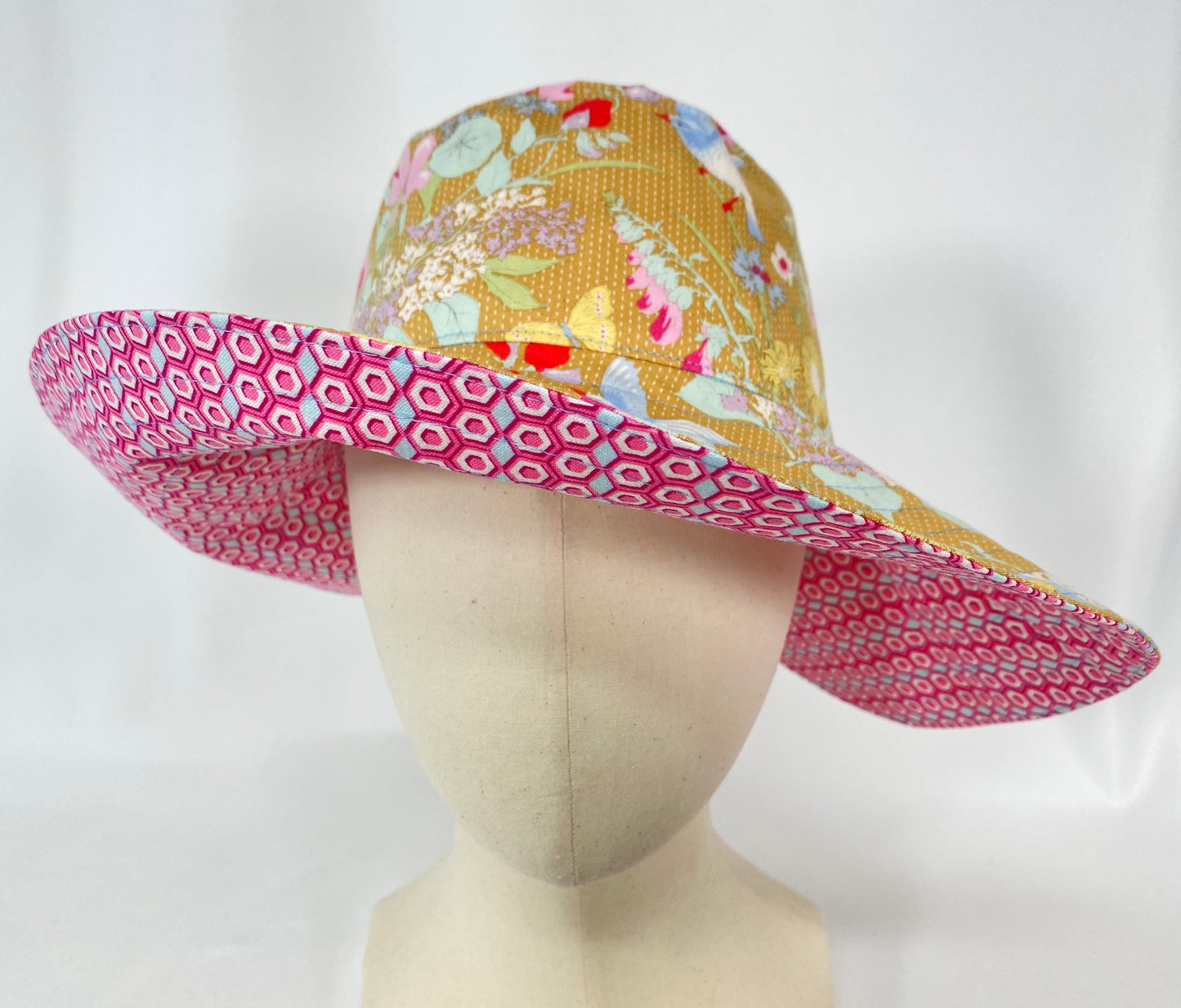 Reversible Back Bow Sunhat Sewing Pattern : Digital Download (No Written Instructions)